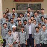 دیدار صمیمانه دانش آموزان مدرسه شهید عبد اللهی با شهردار اردکان